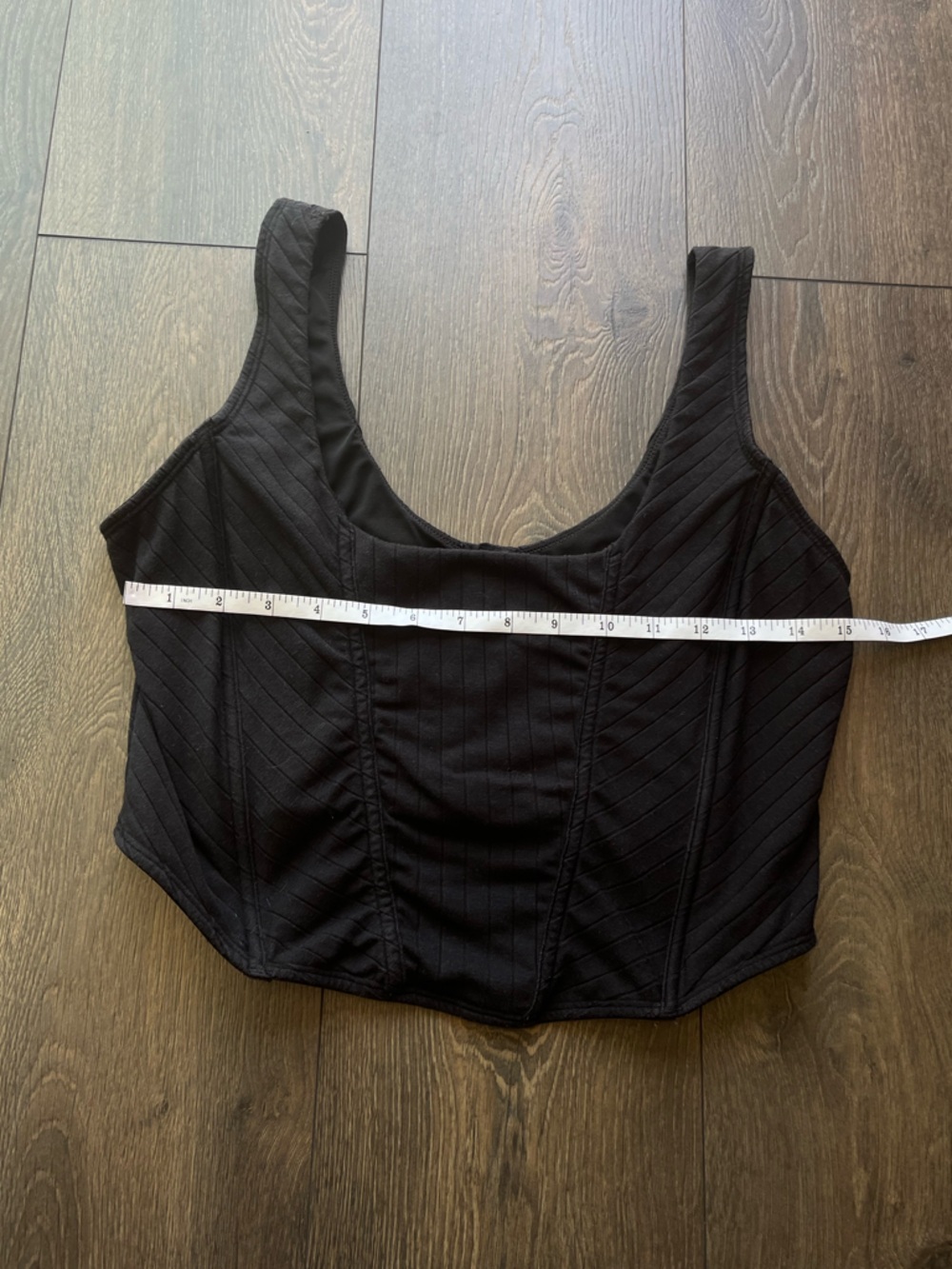 No Boundaries Structured Cropped Tank Top - Picture 4 of 8